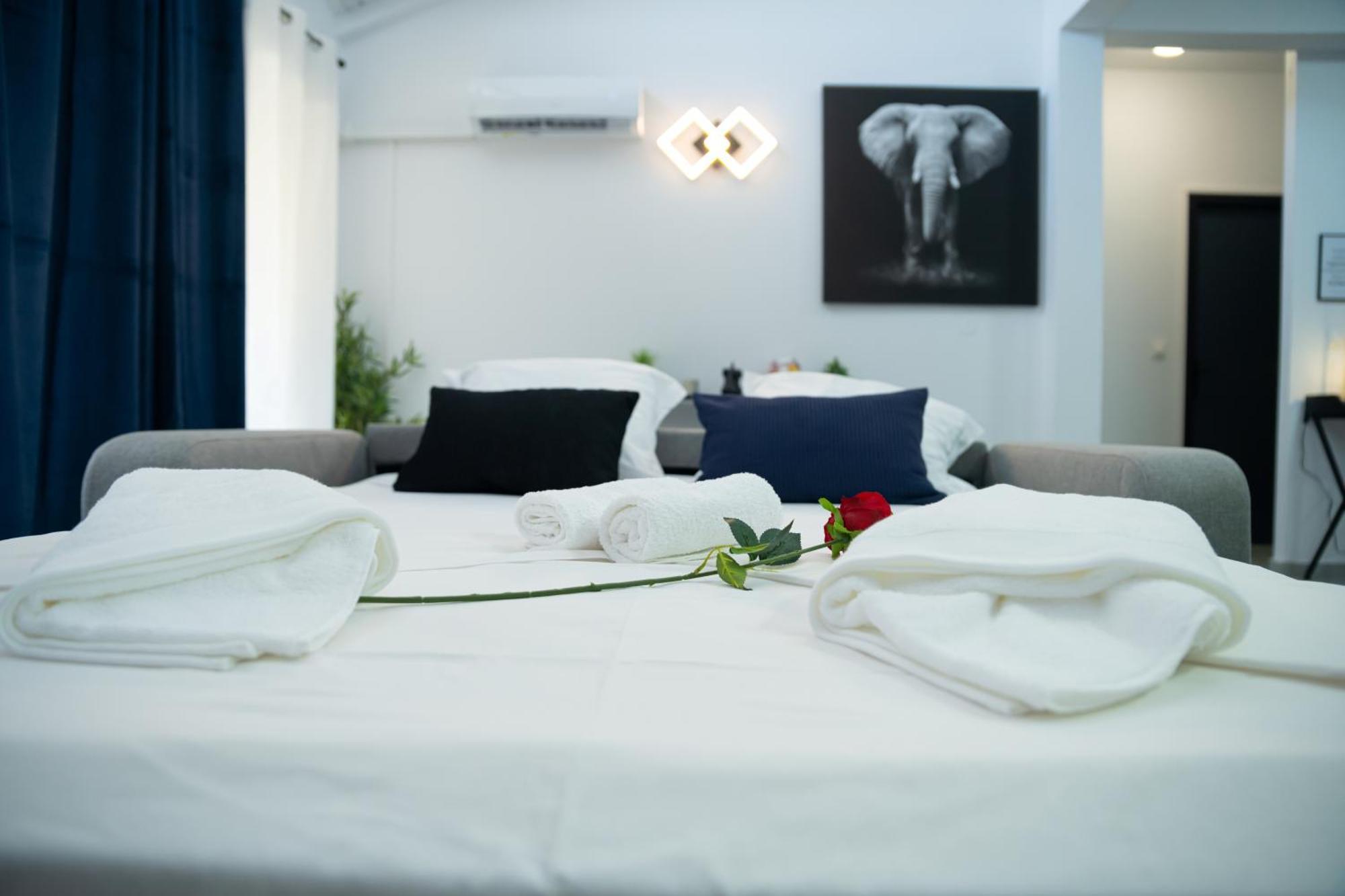 L'Elegance Citadine Apartment กาแยน ภายนอก รูปภาพ